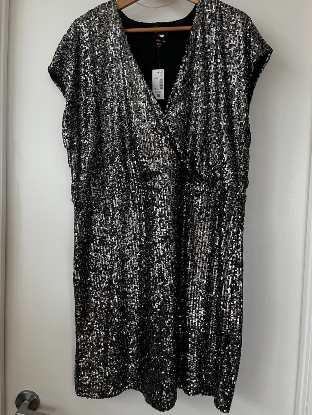 Reitmans Black Silver Sequin Mini Dress